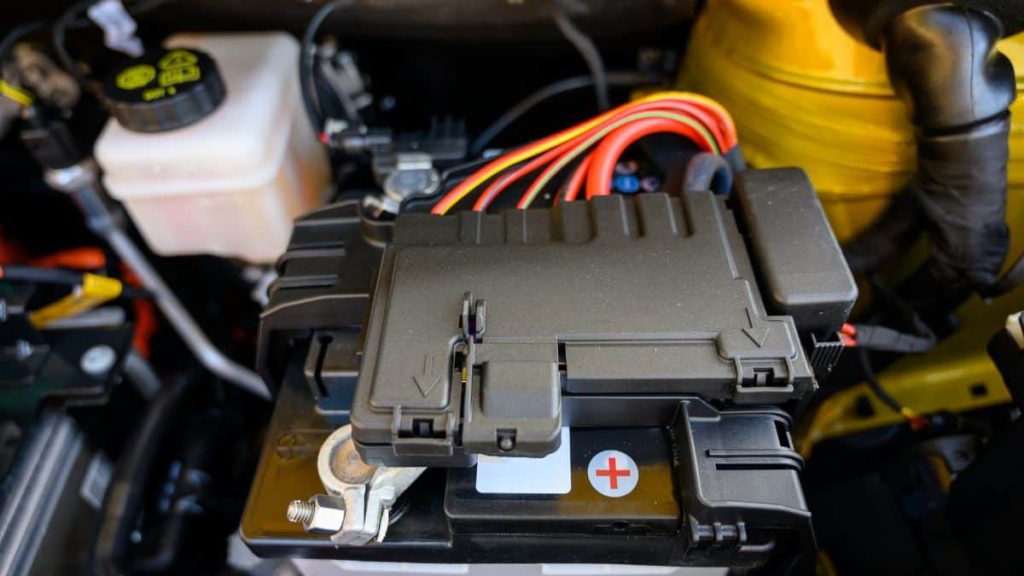 Tip Number 4 to increase the life of Car Battery - car battery maintainer