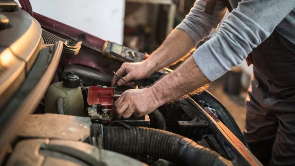 How Do You Know When Your Car Needs A New Battery?